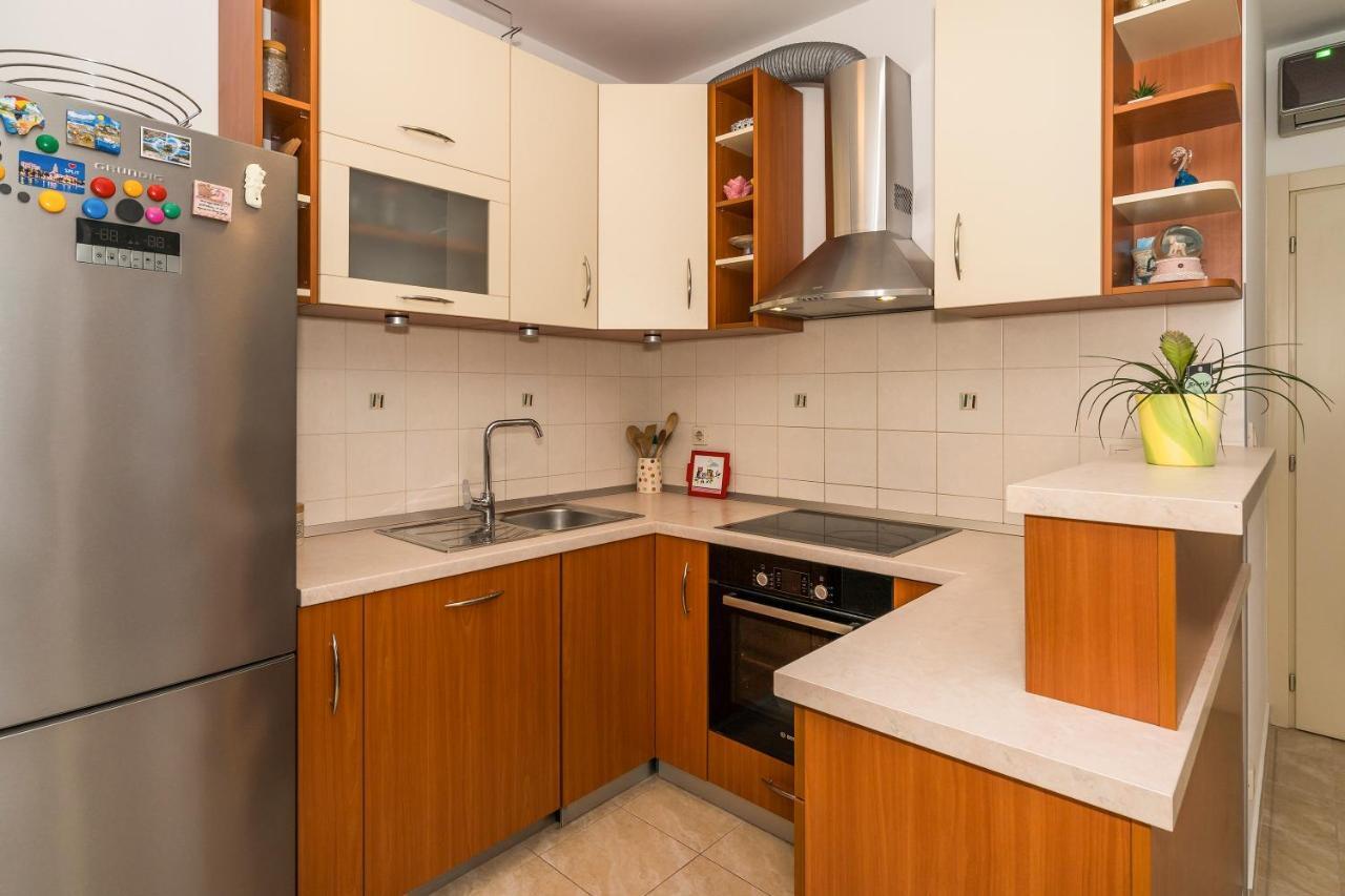 Luxury 1 Bedroom App Center&Balcony Free Parking Σπλιτ Εξωτερικό φωτογραφία